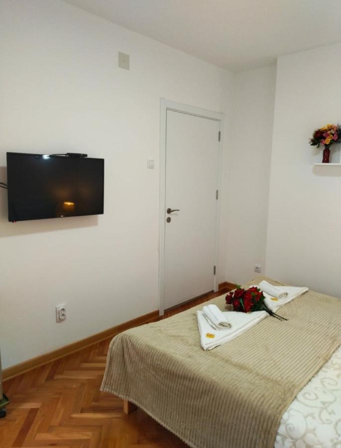Palace Luxury Apartments The Heart Of Belgrado Esterno foto