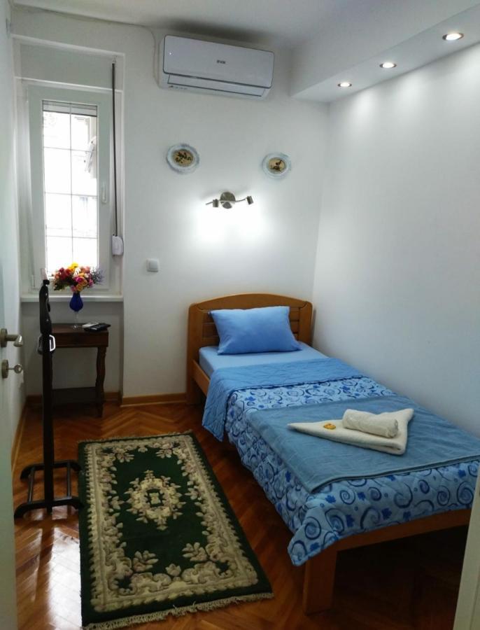 Palace Luxury Apartments The Heart Of Belgrado Esterno foto