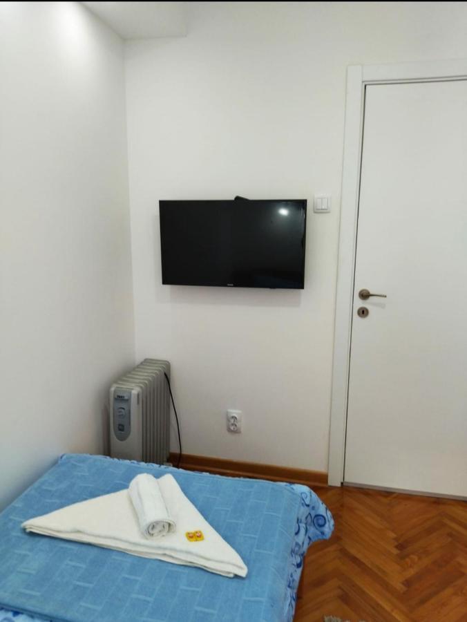 Palace Luxury Apartments The Heart Of Belgrado Esterno foto
