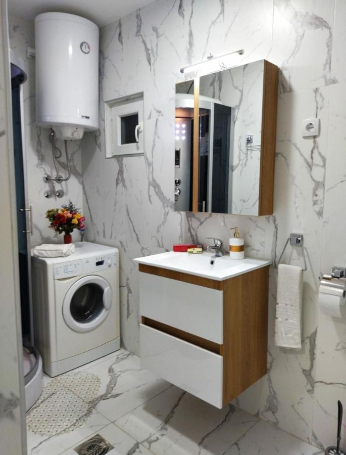 Palace Luxury Apartments The Heart Of Belgrado Esterno foto